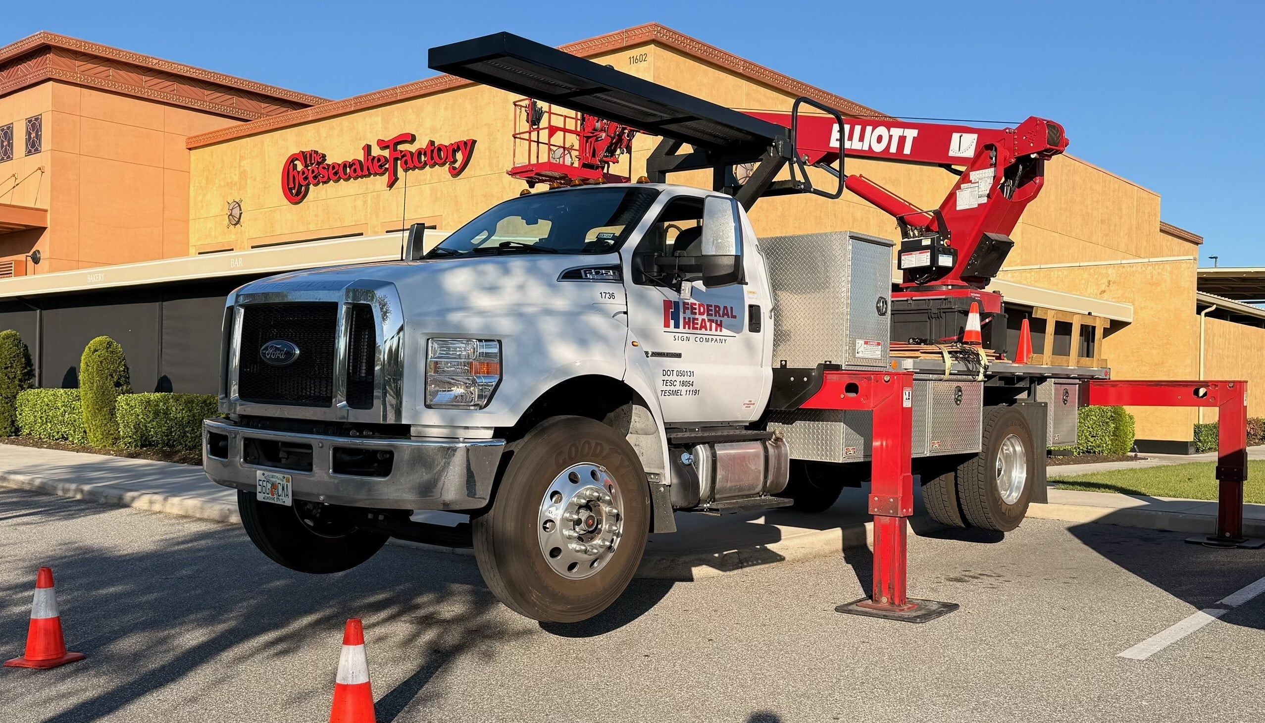 Cheesecake Factory Service (2)