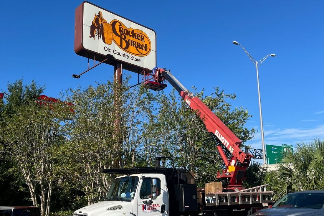 Cracker Barrel - Pylon Sign Work in Progress