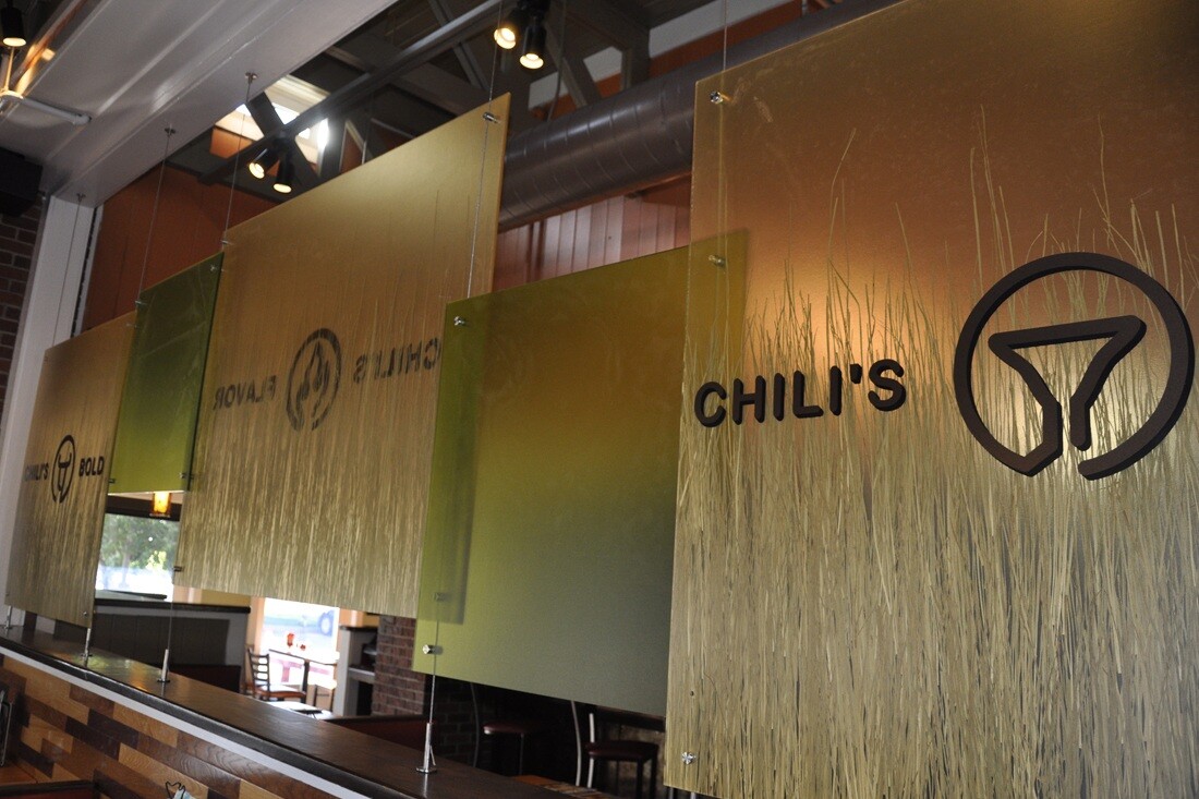 Chilis freestanding channel letters and neon open face