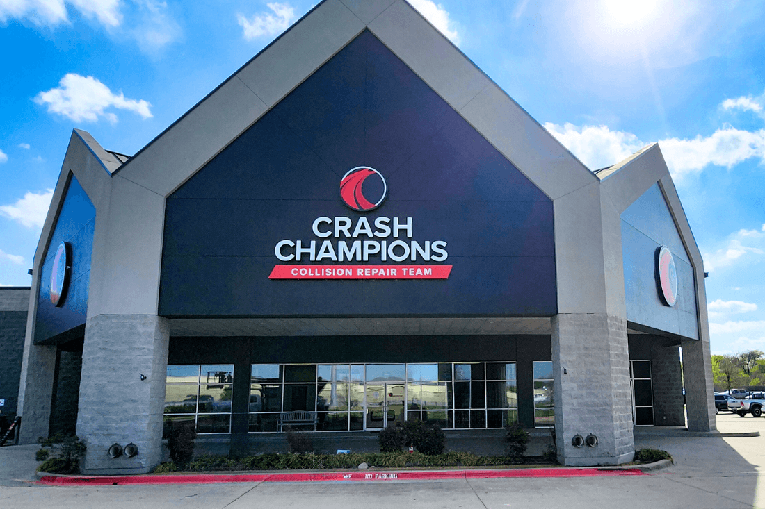 Crash-Champions-Bldg-Signage