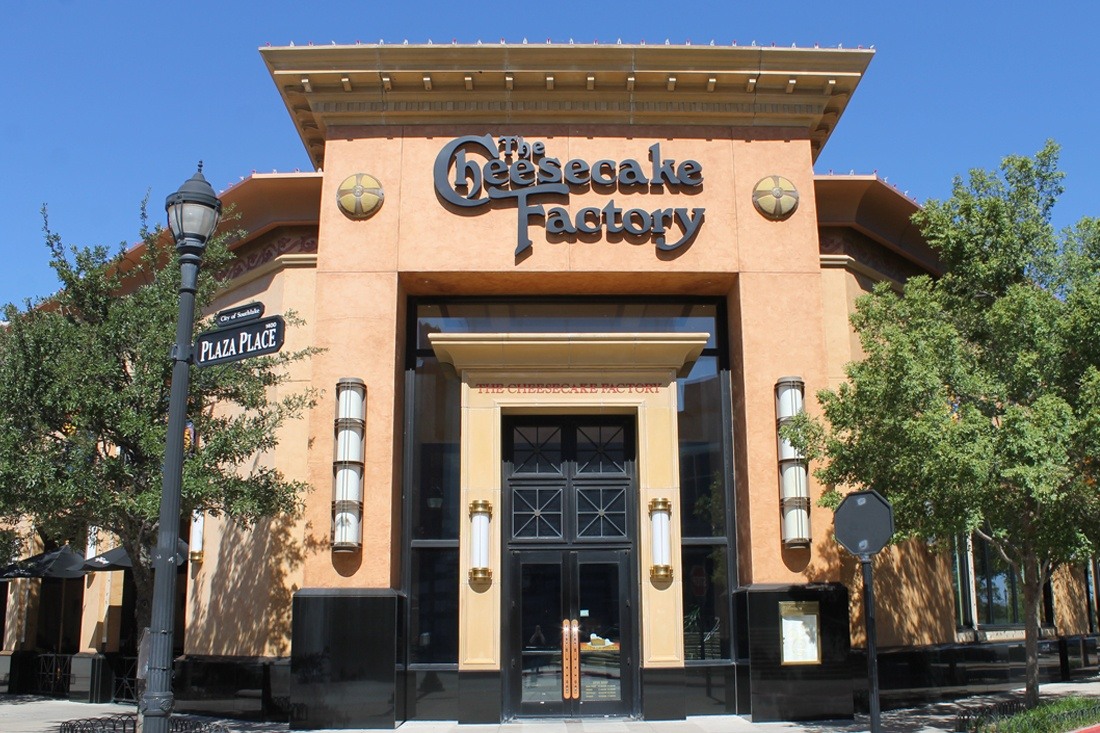 Cheesecake Factory channel letters on front of building