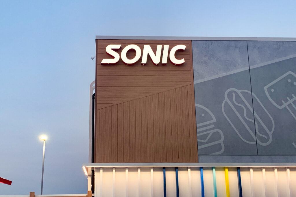 Sonic signage restaurant