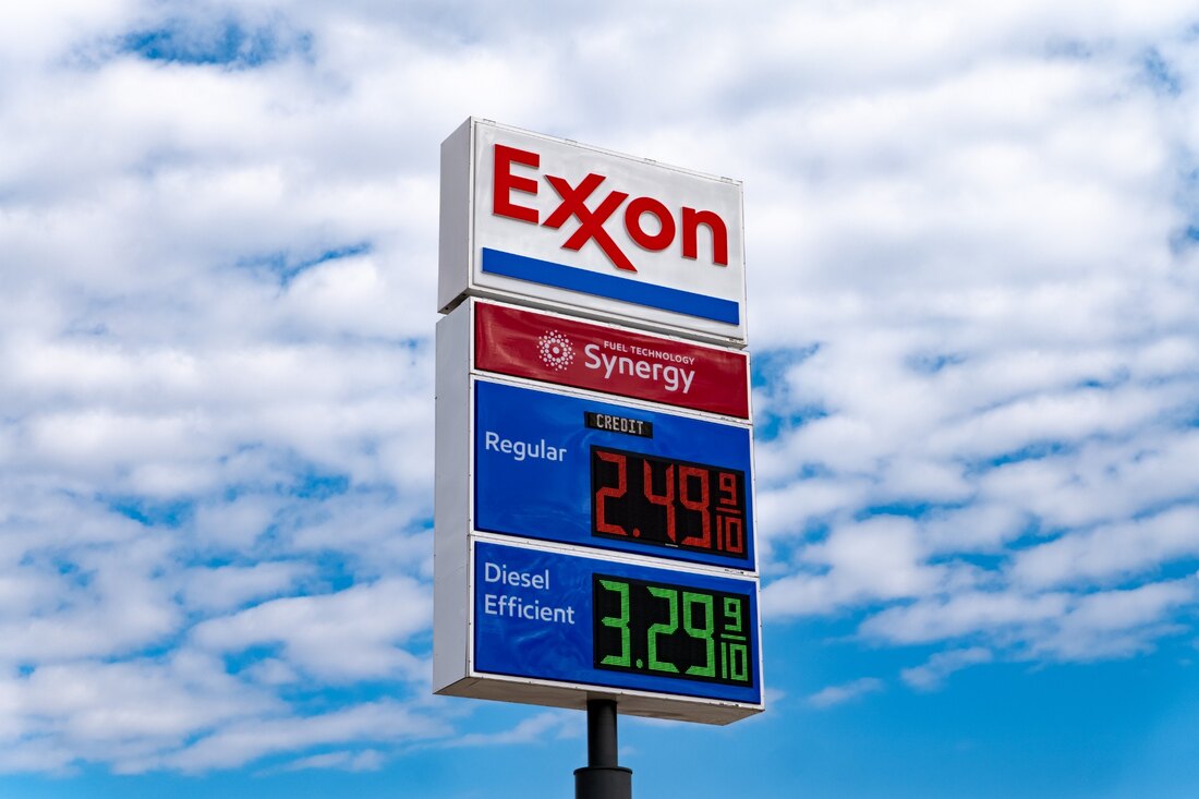 Exxon Price Sign
