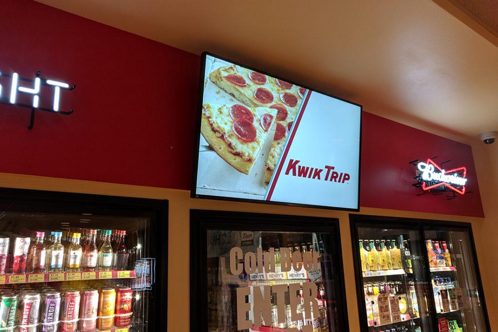 kwiktrip pizza screen digital signage